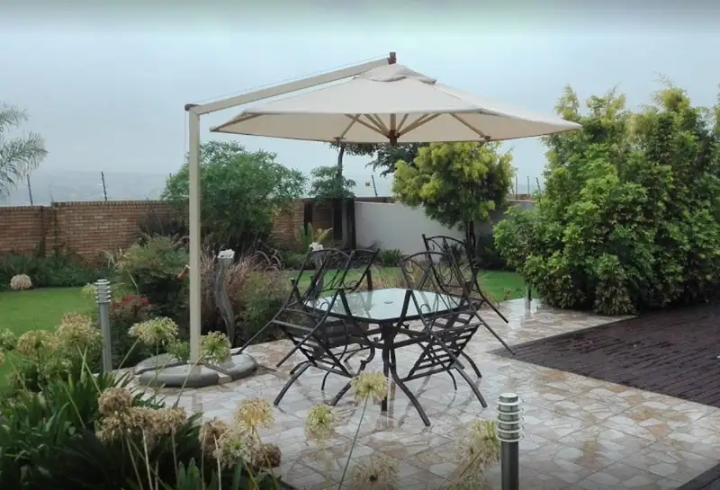 OUTDOOR UMBRELLAS - Image 3
